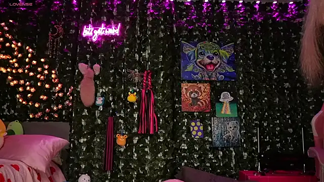 bellalunabear online show from January 5, 2026, 10:24 pm