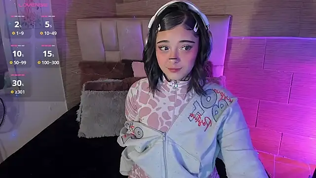 mia catt05 online show from June 6, 2026, 4:50 am