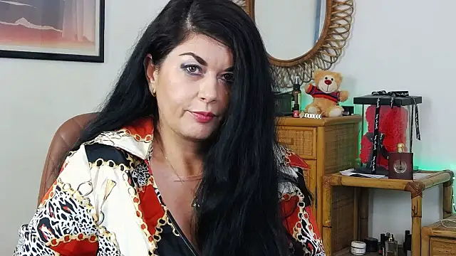 EllenGrace online show from February 12, 2025, 4:54 am