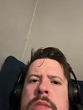 Snapshot of husband4555 chatting on February 27, 2026, 3:39 am husband4555 online show from February 27, 2026, 3:39 am