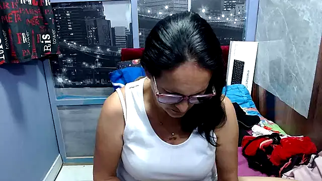 Nastylatinaxxx online show from January 15, 2025, 10:46 pm