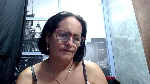 Nastylatinaxxx online show from November 4, 2025, 12:59 pm