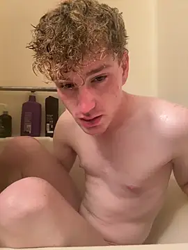 CreamyAustin online show from September 22, 2025, 12:01 am