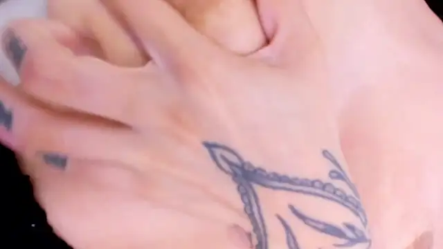 Snapshot of AnnieNasty chatting on February 2, 2025, 7:04 pm AnnieNasty online show from February 2, 2025, 7:04 pm