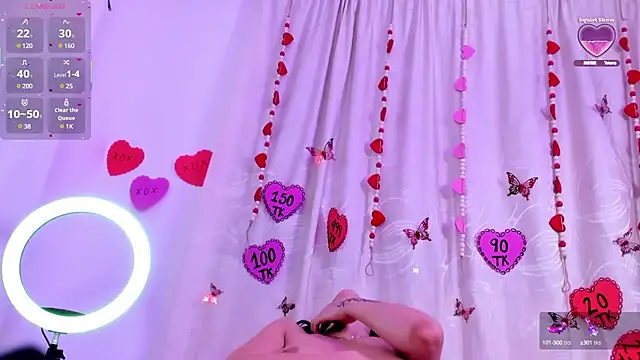 Snapshot of AnnieNasty chatting on February 14, 2025, 10:14 pm AnnieNasty online show from February 14, 2025, 10:14 pm