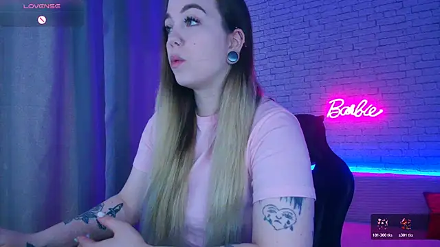 -Stacyy- online show from April 9, 2026, 5:07 am