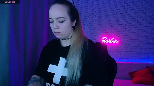 -Stacyy- online show from May 21, 2026, 3:13 am
