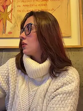 EmaSaenz online show from February 18, 2025, 10:25 pm