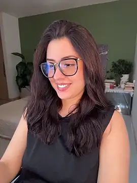 EmaSaenz online show from June 17, 2026, 8:10 pm