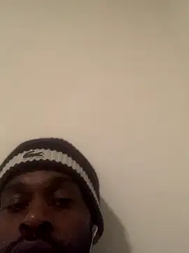 patrickfc  online show from November 18, 2025, 6:12 pm