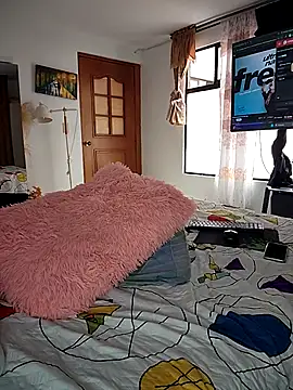 manuela star online show from October 5, 2025, 4:38 pm