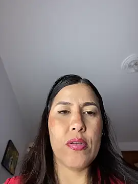 Snapshot of manuela_star chatting on May 19, 2026, 12:49 am manuela star online show from May 19, 2026, 12:49 am