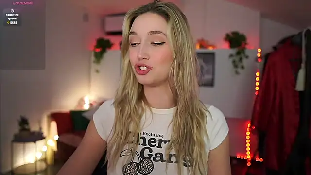 Alexis   Texas online show from February 4, 2025, 10:24 pm