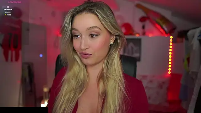 Alexis   Texas online show from September 14, 2025, 6:07 pm