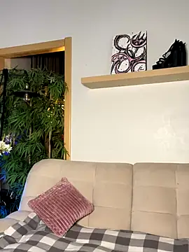 Snapshot of HumbleJess chatting on September 13, 2025, 6:08 pm HumbleJess online show from September 13, 2025, 6:08 pm