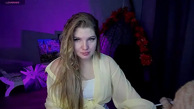 lily williamss online show from September 19, 2025, 12:12 am