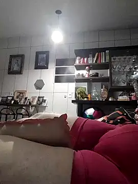 marcialoira online show from October 29, 2025, 10:55 pm