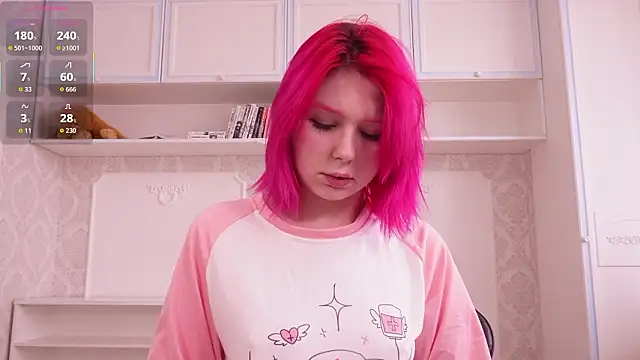 hannah lourens online show from March 7, 2026, 6:43 am