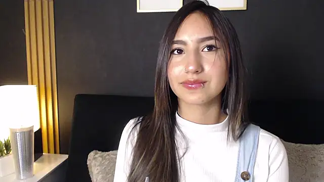  Emma Valka online show from December 4, 2024, 8:07 pm