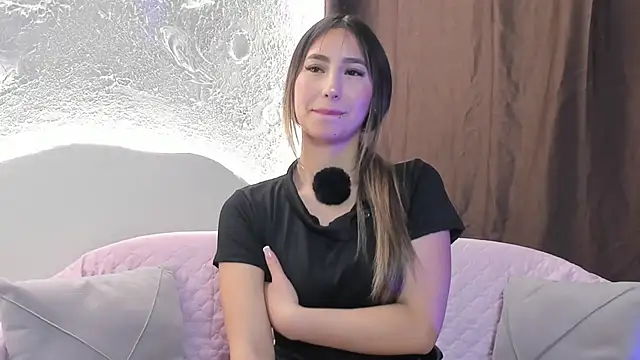  Emma Valka online show from September 17, 2025, 9:49 pm