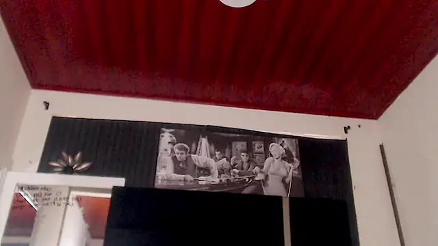 Snapshot of Demyraii chatting on February 21, 2025, 7:54 pm Demyraii online show from February 21, 2025, 7:54 pm