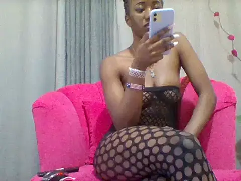Queeen model online show from January 22, 2025, 12:06 pm