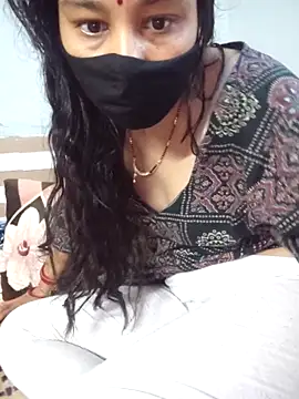 Snapshot of Aaradhya chatting on February 14, 2026, 2:19 am Aaradhya online show from February 14, 2026, 2:19 am