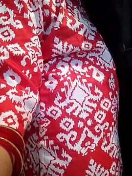 Snapshot of Aaradhya chatting on February 15, 2026, 12:25 pm Aaradhya online show from February 15, 2026, 12:25 pm