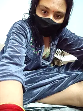 Snapshot of Aaradhya chatting on February 16, 2026, 1:18 pm Aaradhya online show from February 16, 2026, 1:18 pm