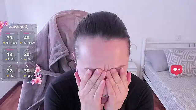 Domina Deivis online show from November 13, 2025, 2:27 pm