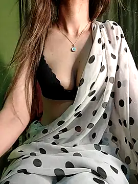 Snapshot of seductivegirl55 chatting on October 24, 2025, 6:37 pm seductivegirl55 online show from October 24, 2025, 6:37 pm