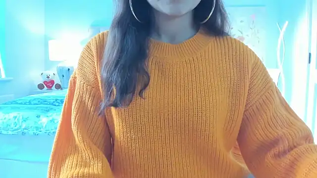 winterforu online show from September 8, 2025, 2:27 pm