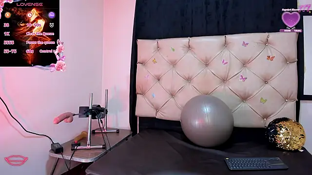 cleopatraa online show from March 4, 2026, 8:48 pm