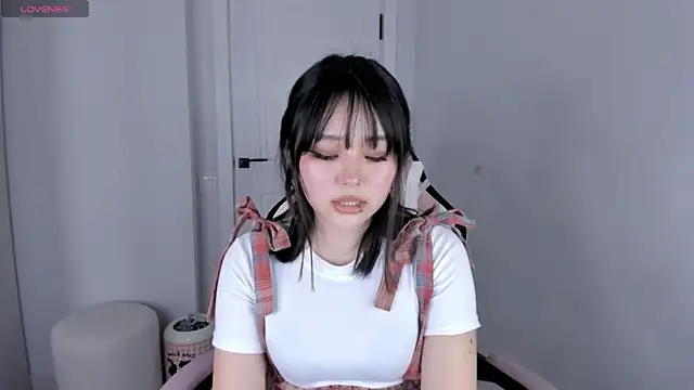 hee young11 online show from January 6, 2026, 1:15 pm