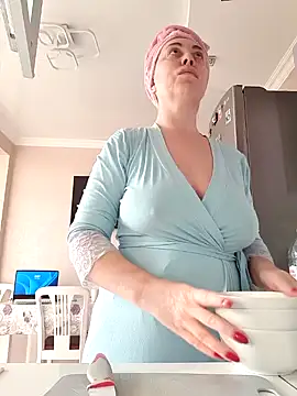 HotJanet online show from February 13, 2025, 6:09 am