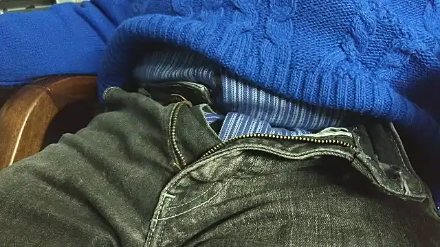 smoothandtiny online show from March 16, 2026, 7:34 am