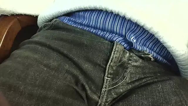 smoothandtiny online show from March 27, 2026, 7:47 am