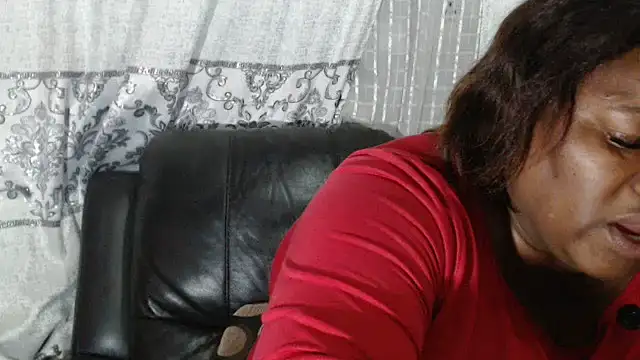 MATUREBUSSTY online show from June 9, 2026, 5:46 pm