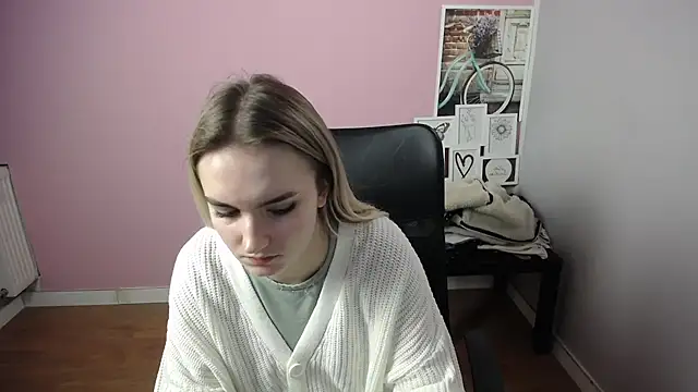 viktoria lovely online show from February 10, 2025, 11:25 am