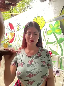 Hotnightsexxx online show from February 6, 2026, 6:33 pm