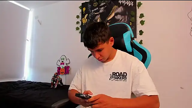 Bray Kevin online show from February 15, 2025, 4:01 pm