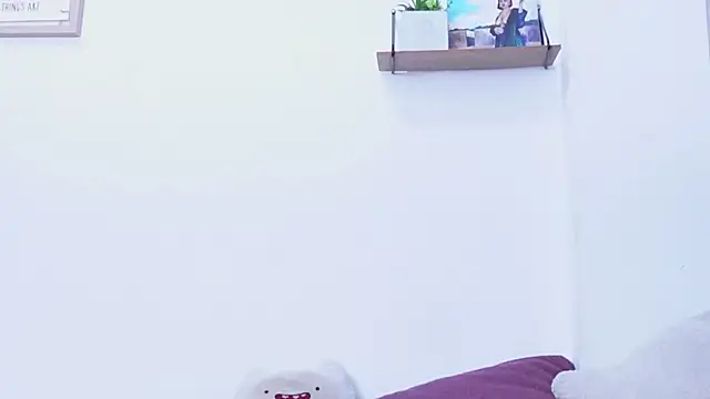 AliciaBasch online show from March 25, 2026, 4:07 am