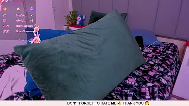Snapshot of JulianaMiller chatting on January 28, 2025, 5:11 am JulianaMiller online show from January 28, 2025, 5:11 am