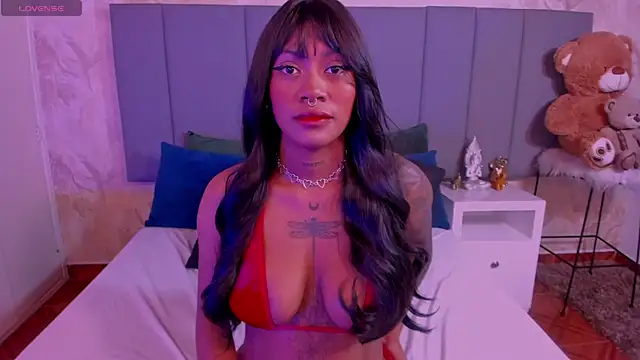 Snapshot of JulianaMiller chatting on February 15, 2025, 2:37 am JulianaMiller online show from February 15, 2025, 2:37 am