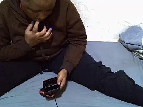 Snapshot of Crystal__Gee chatting on March 1, 2025, 10:21 pm Crystal Gee online show from March 1, 2025, 10:21 pm