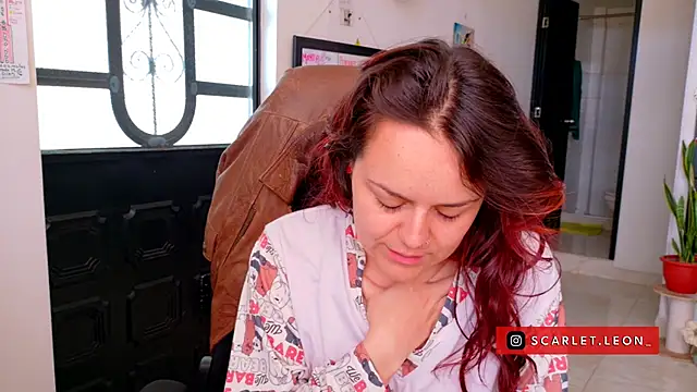 Snapshot of Scarletleon77 chatting on June 23, 2026, 3:54 pm Scarletleon77 online show from June 23, 2026, 3:54 pm