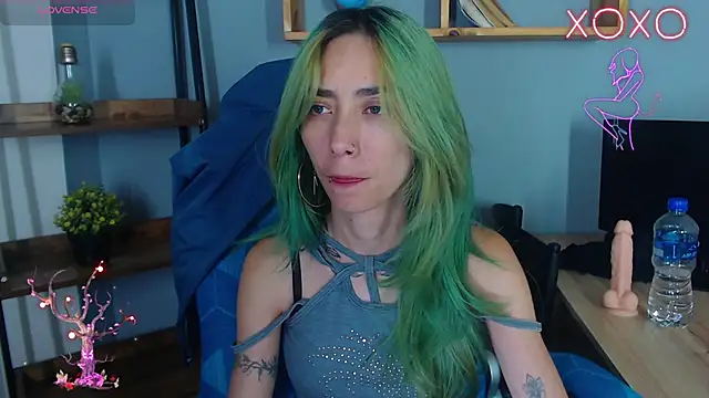 Erika Stevens online show from October 22, 2025, 12:11 am