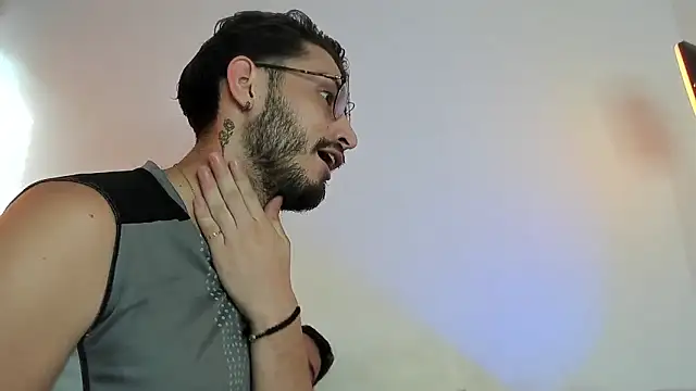 Snapshot of axel_giracr chatting on January 12, 2025, 7:53 pm axel giracr online show from January 12, 2025, 7:53 pm