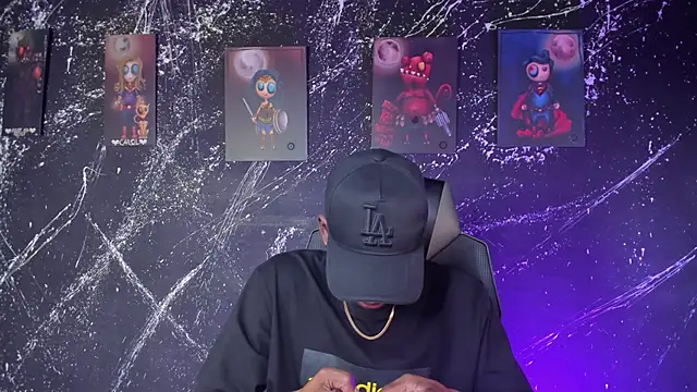 JacksonMuller  online show from April 7, 2026, 1:33 pm