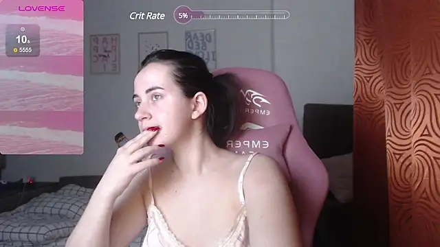 Snapshot of SweetieKendl chatting on February 23, 2025, 11:36 pm SweetieKendl online show from February 23, 2025, 11:36 pm